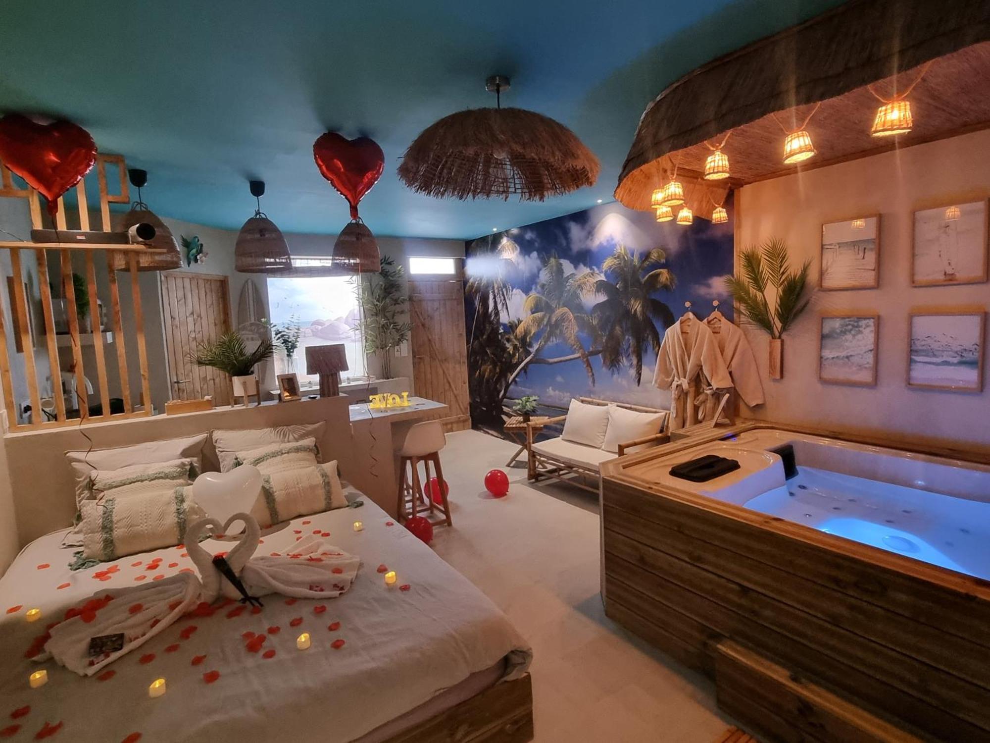 Les Spas De La Mer, Appart&Spa Aloha, 100M De La Plage, Plein Coeur Du Grau Ле-Гро-дю-Руа Экстерьер фото